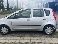 Silber Gebraucht 2009 Mitsubishi Colt Limousine | 2.800 € (Etwas zu teuer)