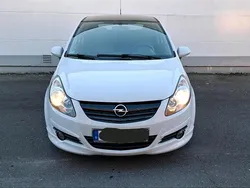 Weiß Gebraucht 2009 Opel Corsa OPC Limousine | 3.400 € (Fairer Preis)