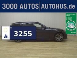 Black sapphire metallic Gebraucht 2022 BMW 320 M Sport Kombi | 22.680 € (Superpreis)