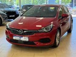 Rot peperoncino red Gebraucht 2020 Opel Astra Elegance Limousine | 13.500 € (Guter Preis)