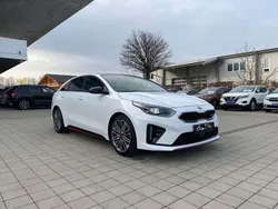 Deluxeweiss metallic Gebraucht 2021 Kia Ceed GT 2 Limousine | 24.990 € (Fairer Preis)