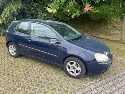 Blau Gebraucht 2005 VW Golf V Limousine | 1.690 € (Guter Preis)