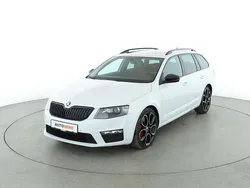 Weiß Gebraucht 2016 Skoda Octavia RS Kombi | 19.870 € (Fairer Preis)