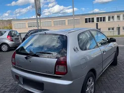 Silber Gebraucht 2001 Mitsubishi Colt Kleinwagen | 1.400 € (Etwas zu teuer)