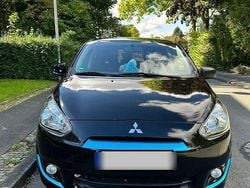 Schwarz Gebraucht 2015 Mitsubishi Space Star Kleinwagen | 4.900 € (Fairer Preis)