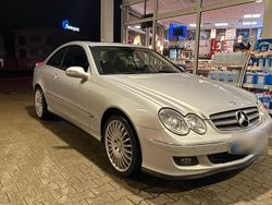 Silber Gebraucht 2006 Mercedes CLK320 Elegance Coupé | 3.300 € (Superpreis)