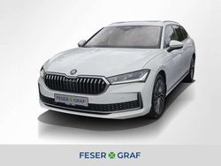 Kristallweiß uni Gebraucht 2024 Skoda Superb LAURIN & KLEMENT Kombi | 37.940 € (Guter Preis)