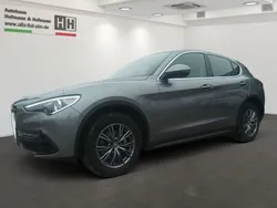 Grau Gebraucht 2019 Alfa Romeo Stelvio Super SUV | 29.200 € (Fairer Preis)