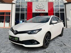 Schneeweiß Gebraucht 2018 Toyota Auris Touring Sports Team Kombi | 12.990 € (Fairer Preis)