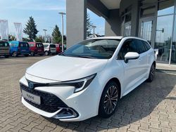 Weiß Neu 2025 Toyota Corolla Limousine | 31.999 € (Guter Preis)