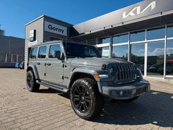Grau Gebraucht 2021 Jeep Wrangler Unlimited Sahara SUV | 51.999 € (Etwas zu teuer)