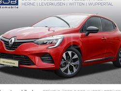 Rot Gebraucht 2022 Renault Clio V Evolution Limousine | 16.222 € (Fairer Preis)