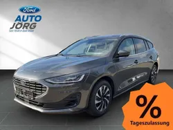 Metallic) (grau Neu 2024 Ford Focus Titanium Kombi | 27.601 € (Etwas zu teuer)