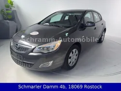 Grau Gebraucht 2010 Opel Astra Edition Kleinwagen | 2.890 € (Guter Preis)