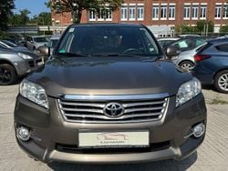 Grau Gebraucht 2011 Toyota RAV4 Life SUV | 8.499 € (Guter Preis)