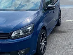 Blau Gebraucht 2011 VW Touran Van / Kleinbus | 6.400 € (Superpreis)