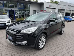 Schwarz Gebraucht 2016 Ford Kuga Titanium SUV | 13.474 € (Fairer Preis)