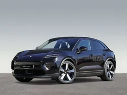 Tiefschwarzmetallic Gebraucht 2025 Porsche Macan SUV | 93.900 € (Superpreis)