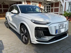 Weiß Gebraucht 2024 Audi Q6 e-tron Sport SUV | 66.500 € (Superpreis)