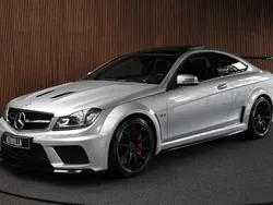 Mercedes C63 AMG