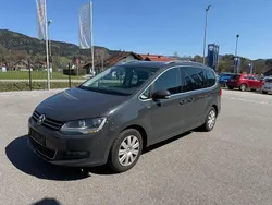 Grau Gebraucht 2013 VW Sharan Comfortline Van / Kleinbus | 10.999 € (Guter Preis)