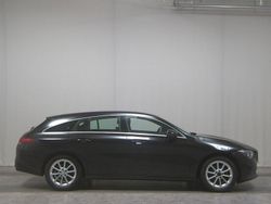 Schwarz Gebraucht 2022 Mercedes CLA180 Shooting Brake Progressive Kombi | 22.680 € (Guter Preis)