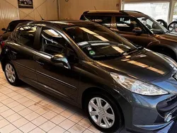 Grau Gebraucht 2008 Peugeot 207 Sport Limousine | 5.990 €