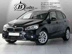 Schwarz Gebraucht 2017 BMW 218 Active Tourer Sport Line Van / Kleinbus | 16.990 € (Fairer Preis)