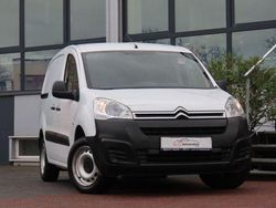 Weiß Gebraucht 2018 Citroën Berlingo Business Class Van / Kleinbus | 6.900 € (Etwas zu teuer)
