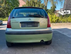 Grün Gebraucht 2002 Citroën C3 Kleinwagen | 500 €