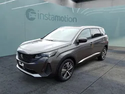 Grau Gebraucht 2023 Peugeot 5008 Allure Van / Kleinbus | 29.499 € (Fairer Preis)