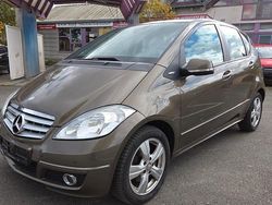 Grün Gebraucht 2010 Mercedes A200 Limousine | 6.490 € (Etwas zu teuer)