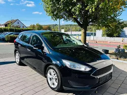 Iridiumschwarz metallic Gebraucht 2016 Ford Focus Ambiente Kombi | 5.300 € (Etwas zu teuer)