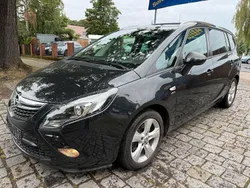 Schwarz Gebraucht 2013 Opel Zafira Tourer Active Van / Kleinbus | 6.499 € (Superpreis)