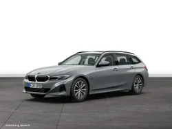 Grau Gebraucht 2022 BMW 330e Kombi | 34.034 € (Fairer Preis)