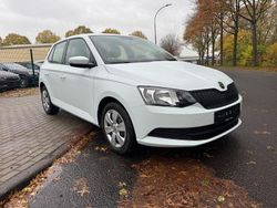 Weiß Gebraucht 2017 Skoda Fabia Cool Plus Limousine | 8.480 € (Fairer Preis)