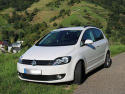 Weiß Gebraucht 2010 VW Golf Plus Cross Van / Kleinbus | 5.900 € (Fairer Preis)