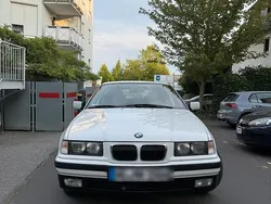 Weiß Gebraucht 1998 BMW 316 Compact Kleinwagen | 3.500 € (Etwas zu teuer)