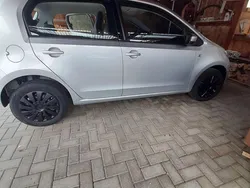 Silber Gebraucht 2016 VW up! Kleinwagen | 6.750 € (Guter Preis)