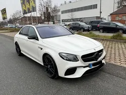 Weiß Gebraucht 2017 Mercedes E63 AMG AMG Limousine | 56.999 € (Guter Preis)