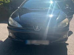 Schwarz Gebraucht 1998 Peugeot 206 Kleinwagen | 1.100 €