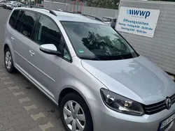 Gebraucht 2010 VW Touran Trendline Van / Kleinbus | 5.000 € (Fairer Preis)