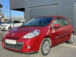 Rot dyna Gebraucht 2011 Renault Clio III Expression Limousine | 3.970 € (Fairer Preis)