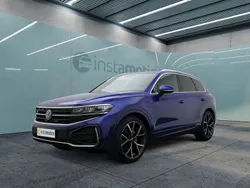 Blau Gebraucht 2023 VW Touareg SUV | 70.299 € (Etwas zu teuer)