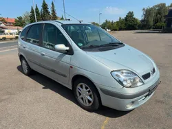 Grau Gebraucht 2003 Renault Scénic Van / Kleinbus | 2.399 € (Etwas zu teuer)