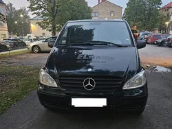 Schwarz Gebraucht 2010 Mercedes Vito Van / Kleinbus | 6.350 € (Guter Preis)