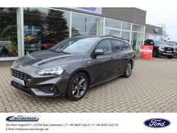 Magneticgrau (metallic) Gebraucht 2022 Ford Focus ST-Line Kombi | 18.980 € (Guter Preis)