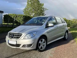 Silber Gebraucht 2011 Mercedes B160 Van / Kleinbus | 7.850 € (Etwas zu teuer)