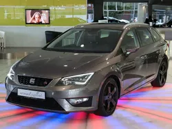 Grau Gebraucht 2016 Seat Leon ST FR Kombi | 15.750 € (Fairer Preis)