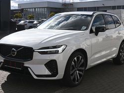 Crystal white / metallic Gebraucht 2021 Volvo XC60 R-Design SUV | 49.900 € (Etwas zu teuer)
